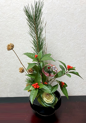 千両と松の正月飾り(正月の縁起物)