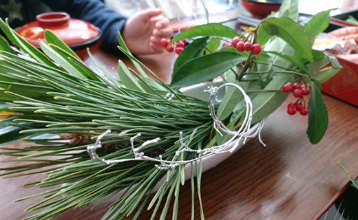 万両の正月飾り・金運の願掛け