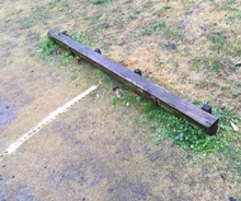 枕木を使った車止め